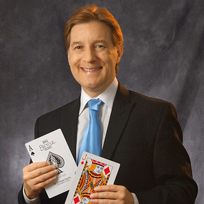 Magician Taylor Griswold - Close Up Magician in South Texas